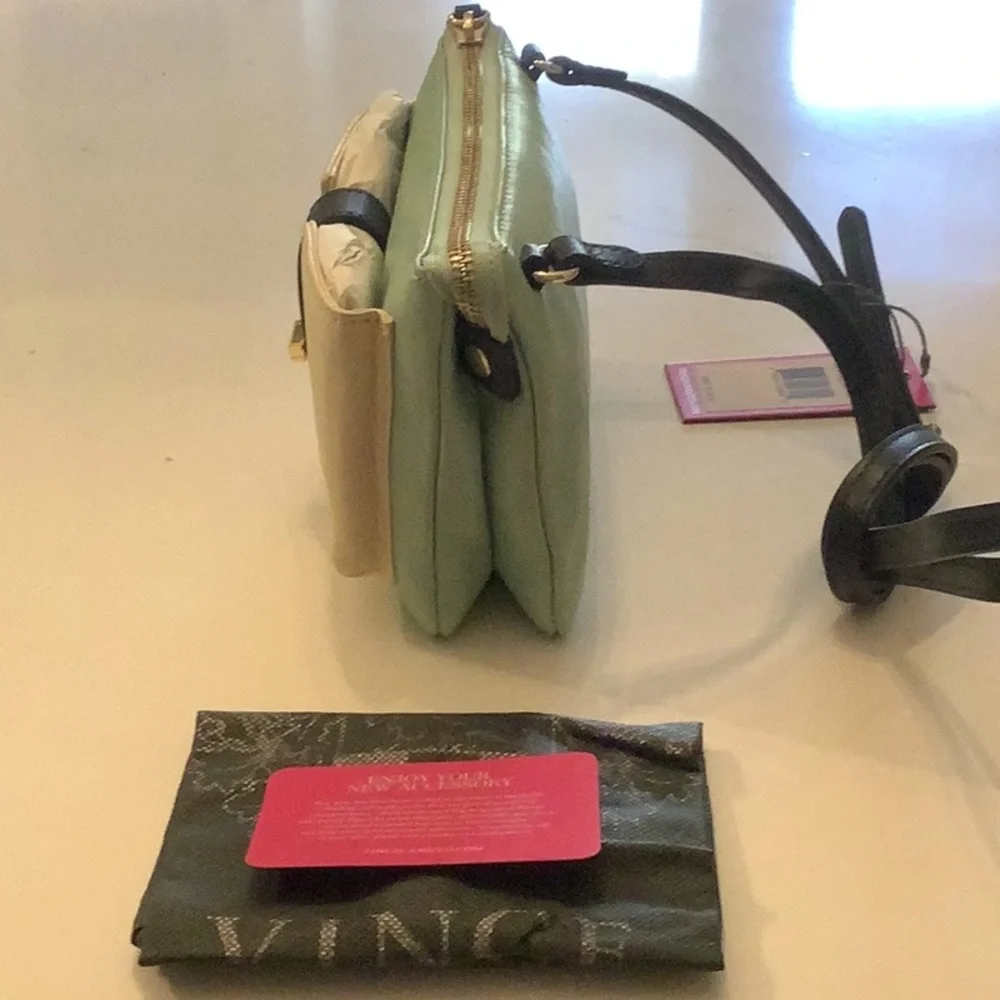 NWT Vince Camuto adorable leather crossbody. - Picture 6 of 6